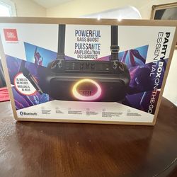 JBL Partybox On The Go Essential
