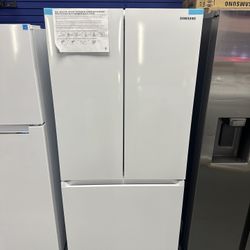 Samsung Refrigerator 19.5 Cu French Door With Ice Maker