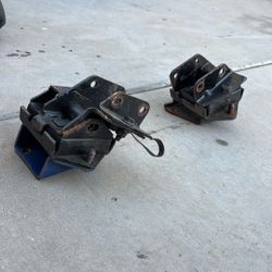 Engine Mounts 