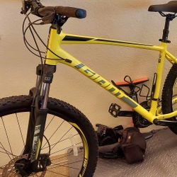 Mens Large Talon 3 Mountain Bike by Giant