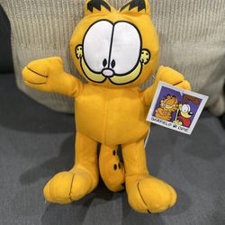 Garfield paws toy factory plush 13”