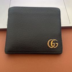 Used Gucci Wallet Authentic
