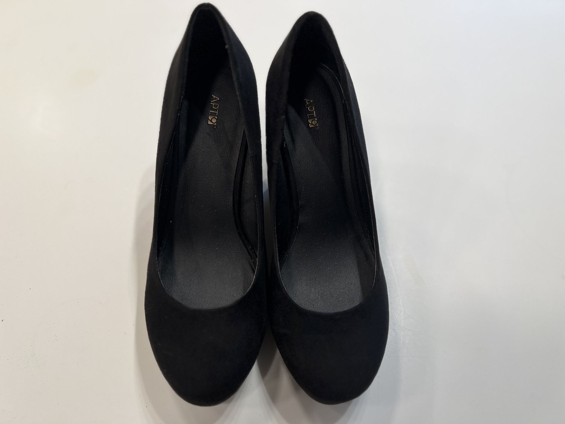 APT9 Women Size 6 Suede Platform Wedge Heel