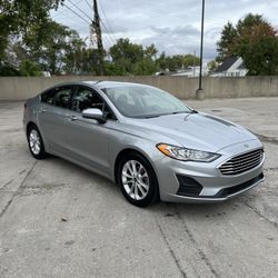 2017 Ford Fusion Se RUN’S GREAT, LOW MILES 