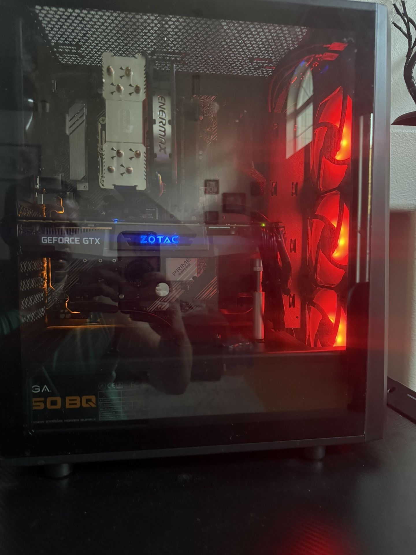 Gaming PC – i5 10600K | GTX 1080 Ti 11GB | 16GB RAM | 500GB NVMe + 480GB SSD