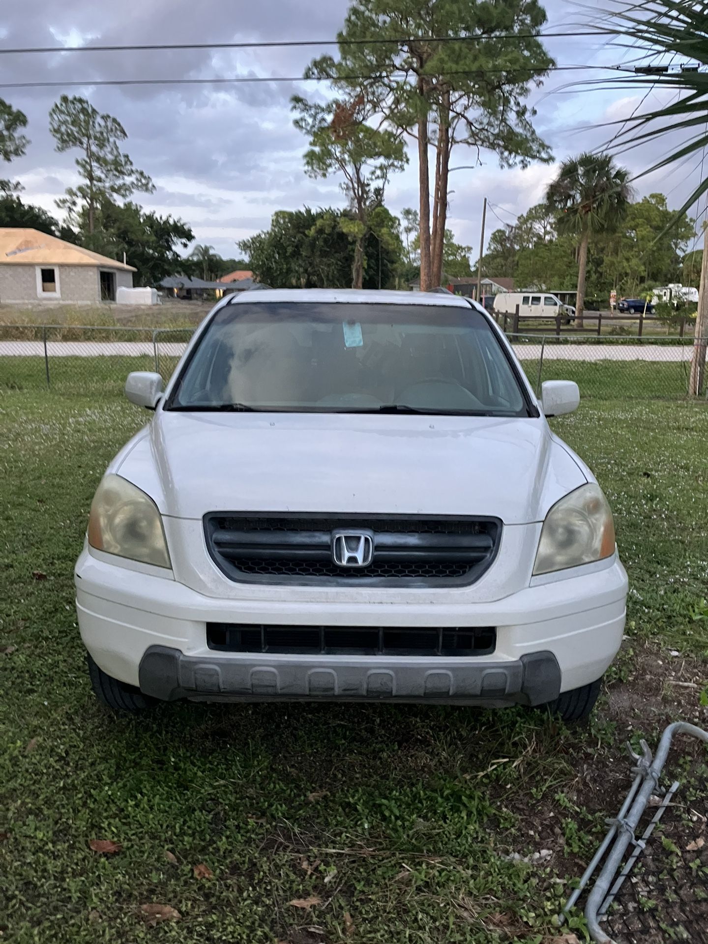 2004 Honda Pilot (for Parts)