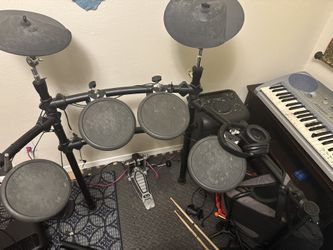 Roland TD-6 Electric Drum Set