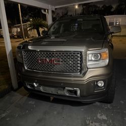 Sierra Denali 1500 Gas 2016