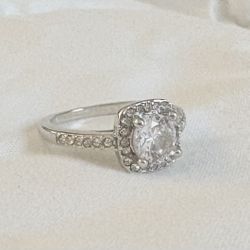 NEW! Silver Ring Size 6