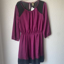 Brand New Woman’s Forever 21 brand Burgundy Dress Up For Sale  