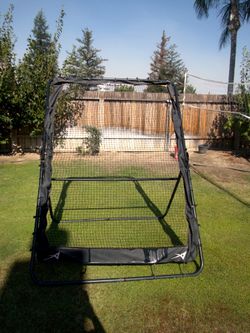 Black volleyball rebounder