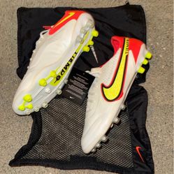 Nike Tiempo Legend 9 Elite AG White Bright Crimson Volt US9 New