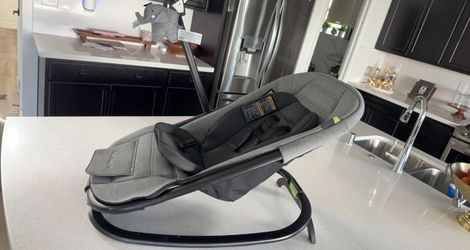 Baby chair bouncer