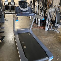 Precor Commercial Treadmill, Commercial Gym Equipment 