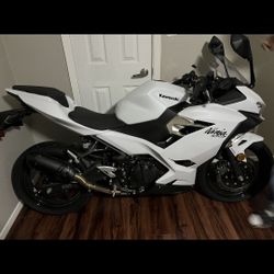 Motorcycle 