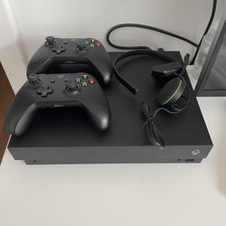 Xbox One X With 2 Controllers And Headset 