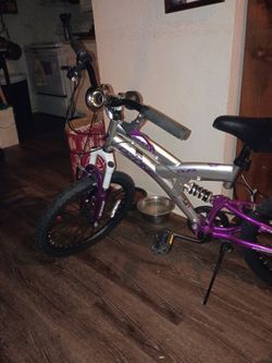Girls bike