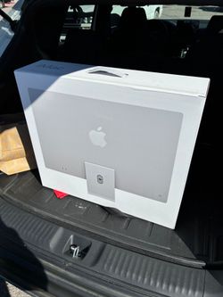 Apple iMac Desktop Computer in Box