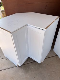 Kitchen cabinets