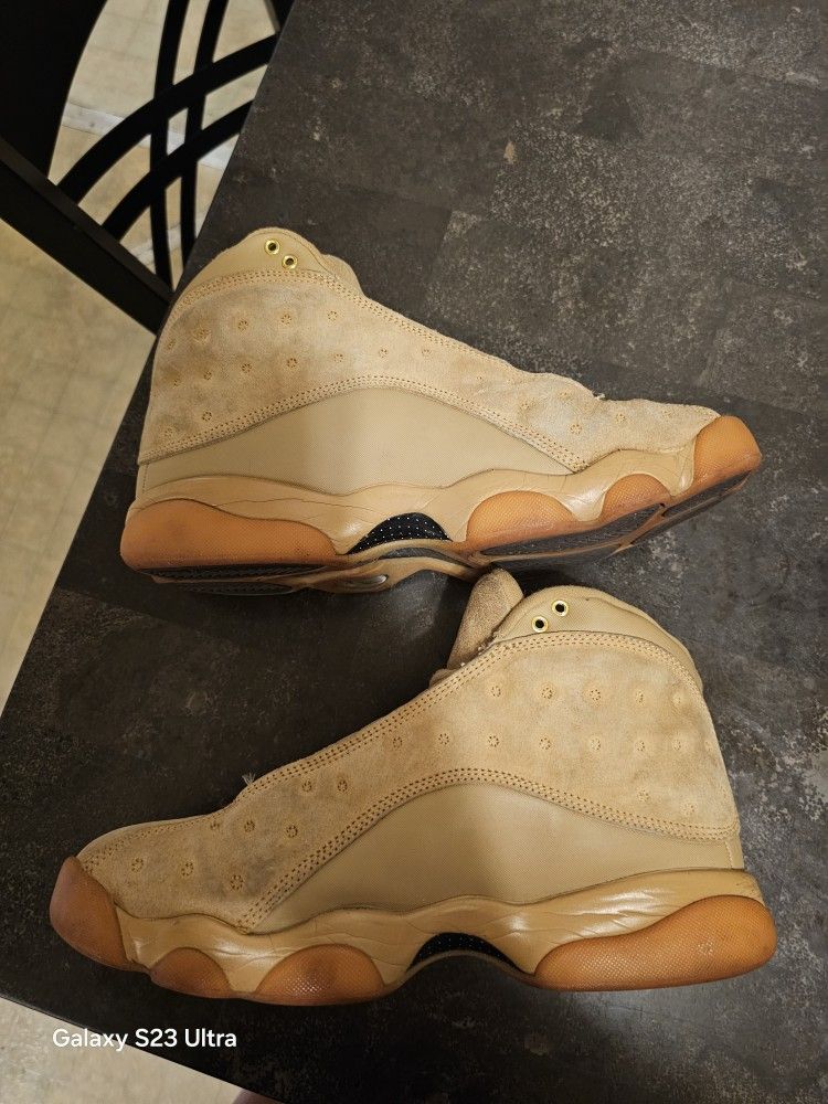 Size 9- 400. Jordan 13 Retro Wheat