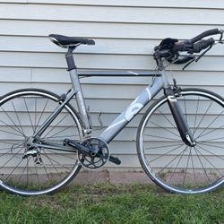 Cervelo 28" Aluminum Racing Bike
