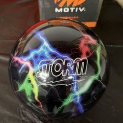 Storm lightning clear bowling ball