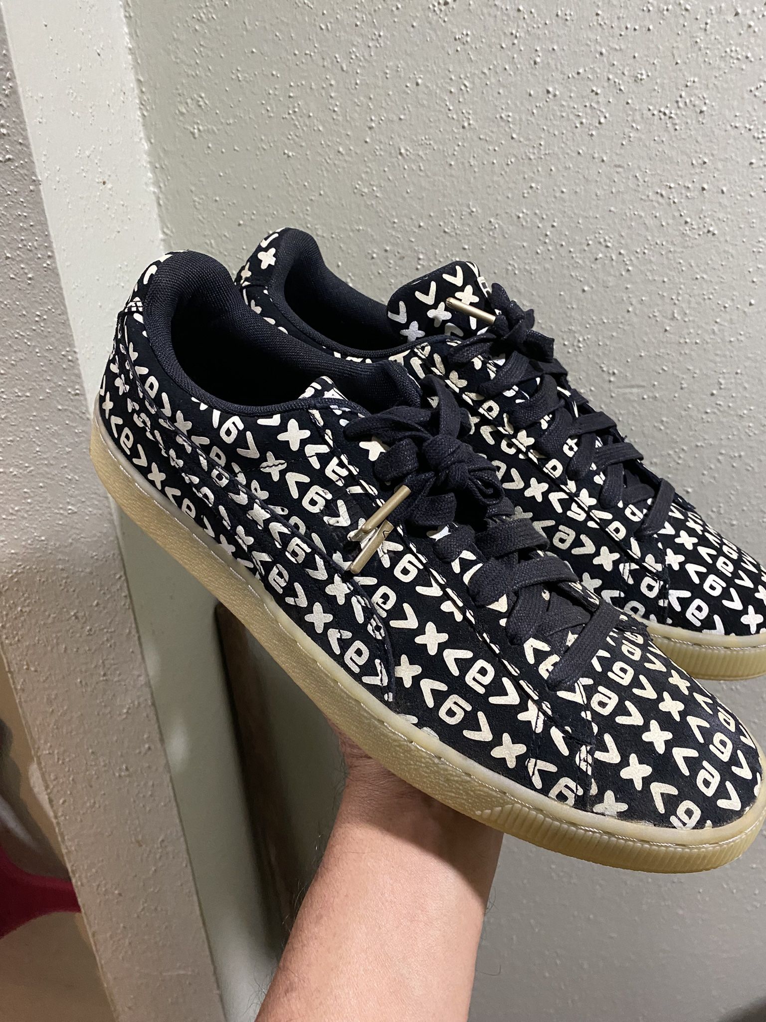 Puma Clyde Collab Size 13