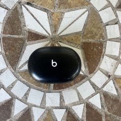 Beats By Dre wireless earbuds 