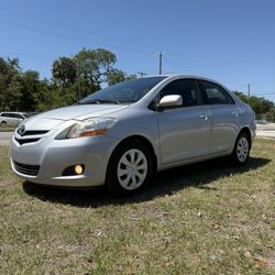 2009 Toyota Yaris