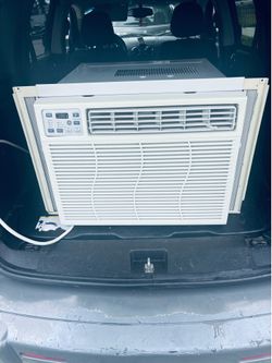 14300 Btus Air Conditioner