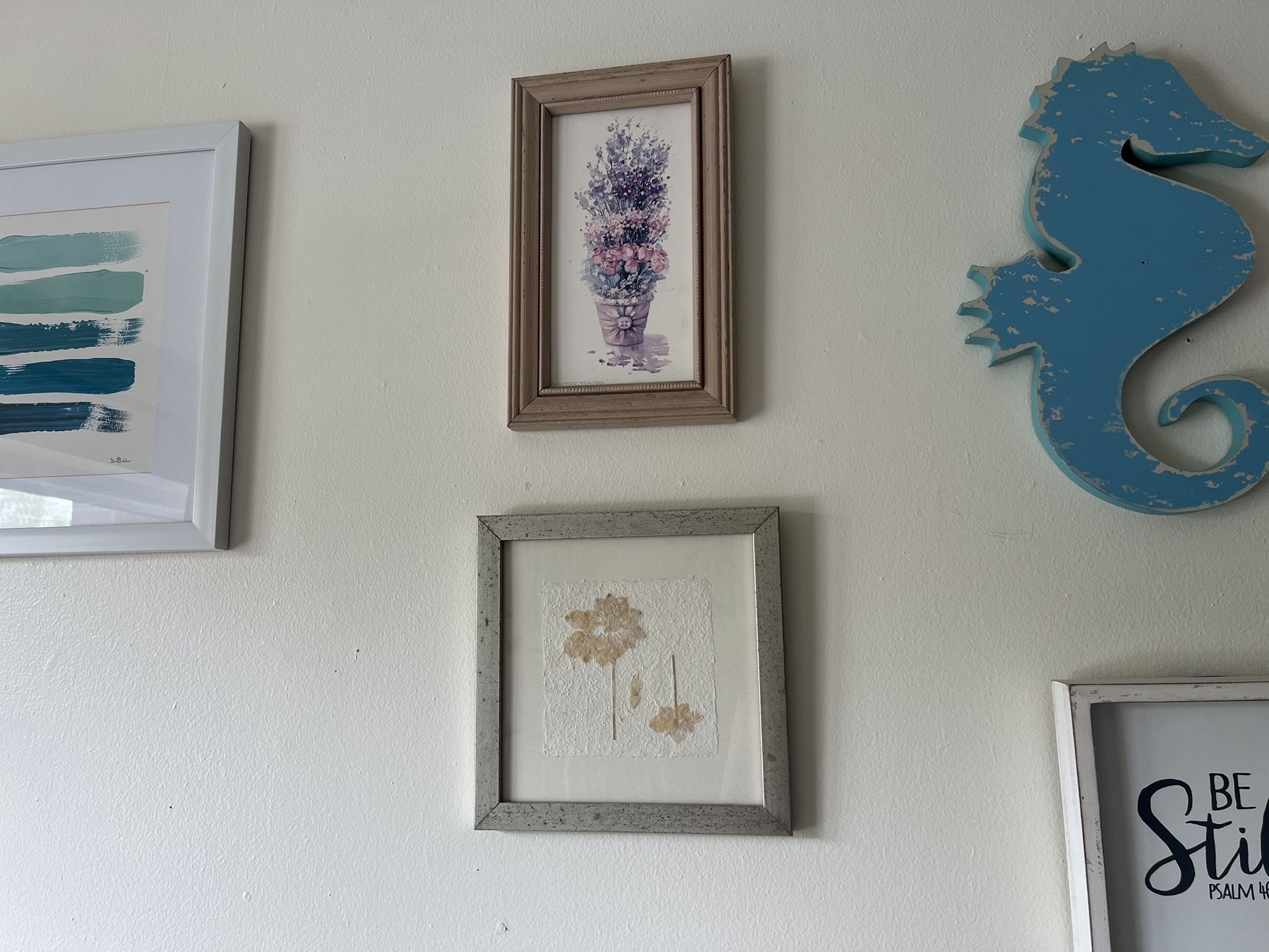 Framed Wall Art Set – Beach House Style, Flowers