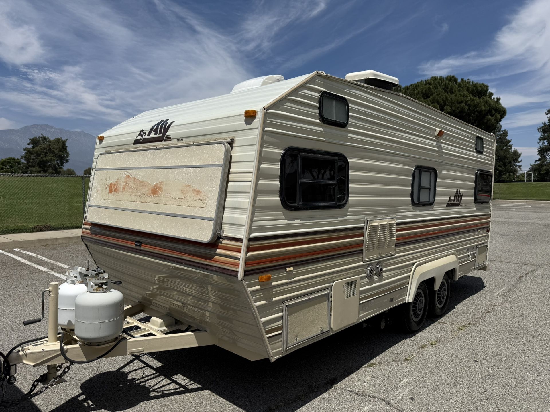 1989 Aljo 20 Ft. Travel Trailer