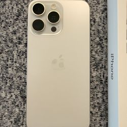 iPhone 15 Pro Max 1tb 