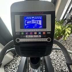 Elliptical - ProForm 14.0 MME
