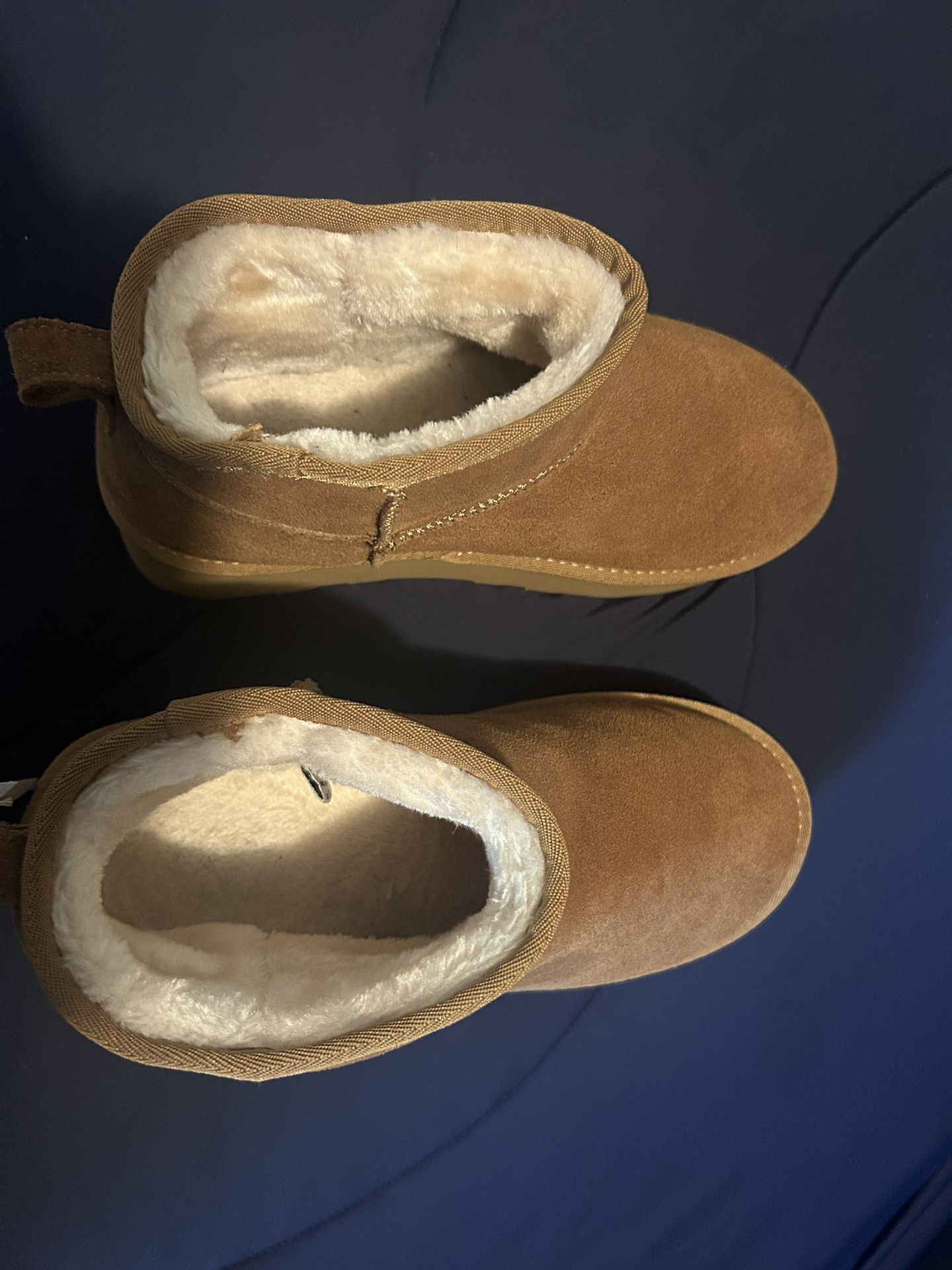 CUSHIONAIRE Women’s Platform Ankle Boots