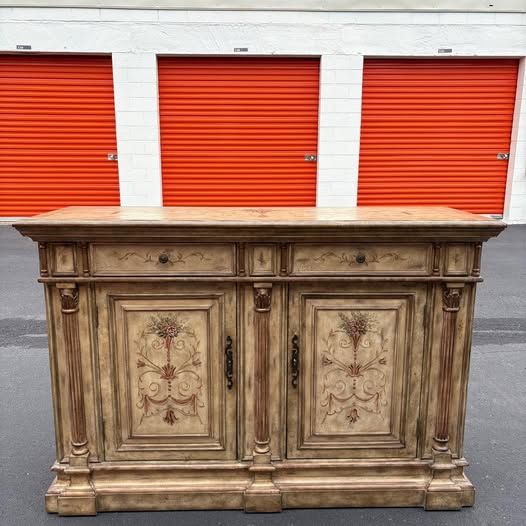 Hooker Furniture Seven Seas Collection Hand-Painted Sideboard