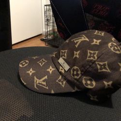 Louis Vuitton Snap Back Hat Men’s 