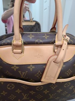 Authentic Louis Vuitton Deauville Hand bag M47270