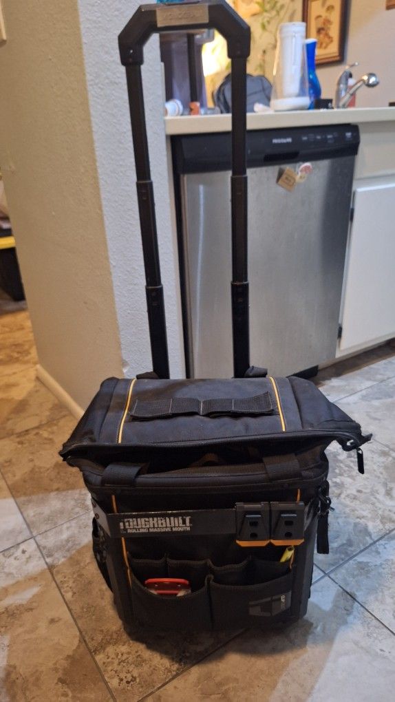 Toughbuilt Tool Bag With Wheels 