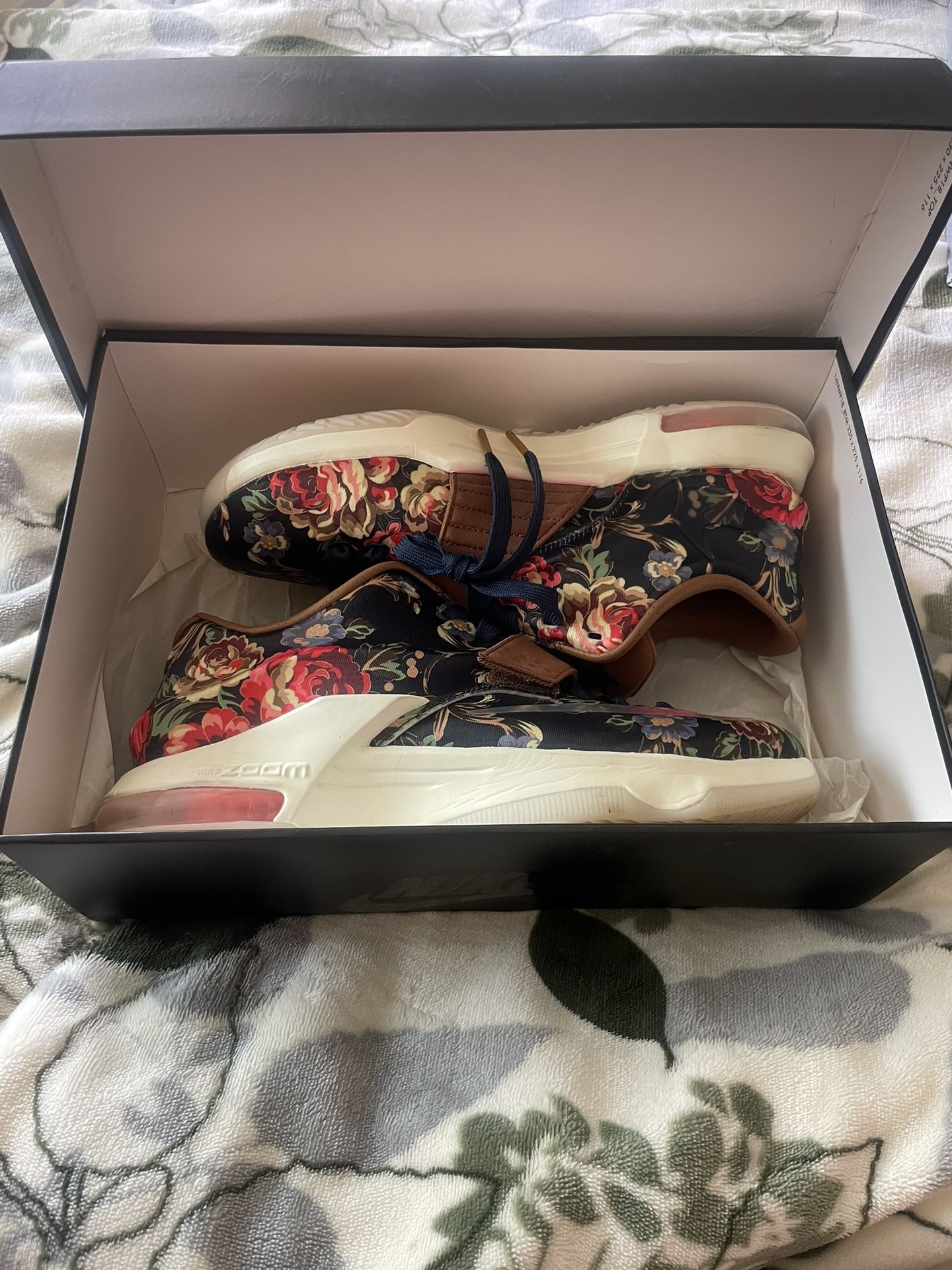 Nike Men's KD 7 EXT QS Floral Sneakers
