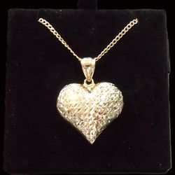 NEW 10K GOLD LADIES LARGE HEART PENDANT WITH CHAIN