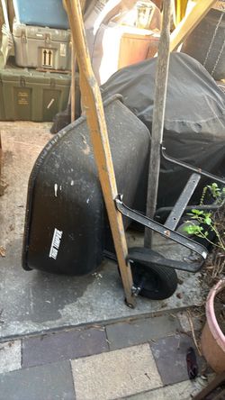 Wheelbarrow true temper