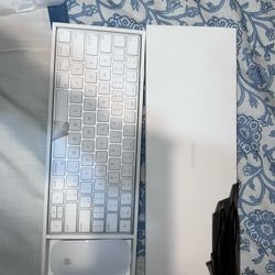 Brand New Apple Certified Refurbished Keyboard And Mouse 