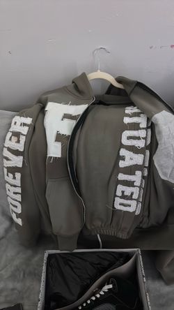 Jordan’s 5s and FS SWEATSUIT SET