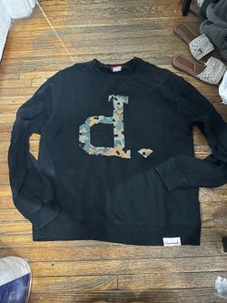 Diamond Supply Co. Black Crewneck Sweatshirt with Camo 'd' Logo vintage