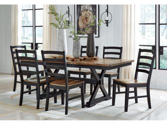Wildenauer Brown/Black Extension Dining Table w/6 Chairs