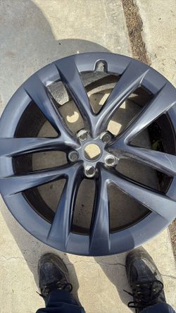 Tesla Wheel 21/9/12. Only One 