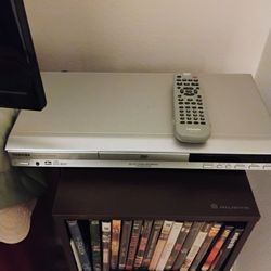 Toshiba CD player with Remote, Good Condition!