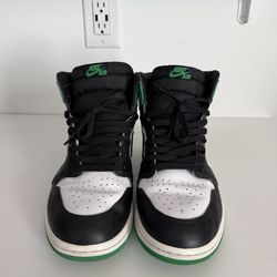 Air Jordan 1 Retro High OG "Lucky Green"
