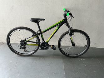 BICYCLE SPECIALIZED 21 SPEED SIZE 26 BRAND NEW